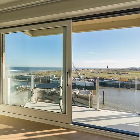 Lighthouse With Amazing & Beautiful Sea View Lägenhet