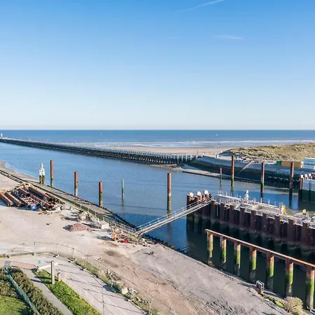 Lighthouse With Amazing & Beautiful Sea View * Nieuwpoort